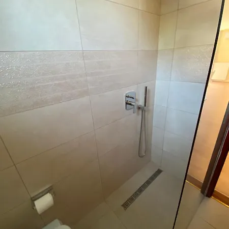Apartament Siofoki *