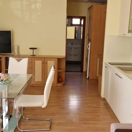 Siofoki Apartment *